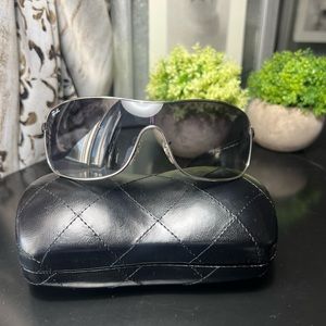 Ray Ban Black Sunglasses Charcoal Grey Lense